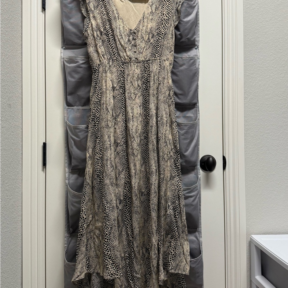 Jessica Simpson Brown and Gray Sleeveless Maxi Dress